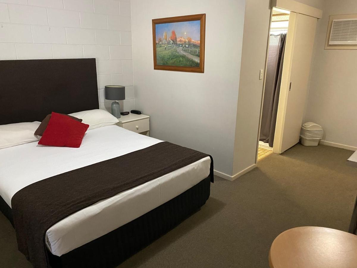 Motel Puffers 3*