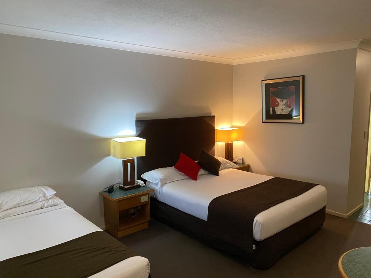 Puffers Motel