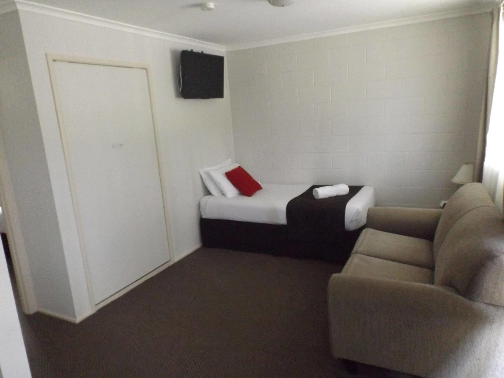 Motel Puffers